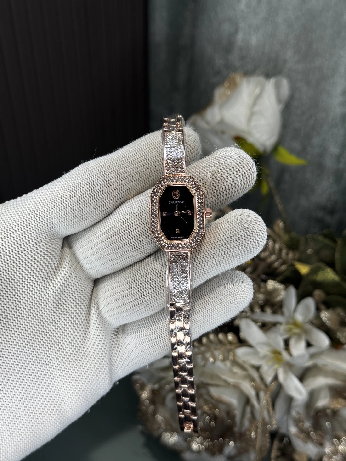 Swarovsk i Dextera Rose Gold Black Premium Watch