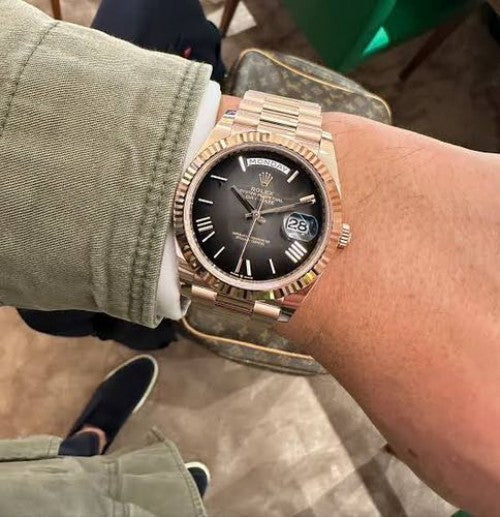 ROLE_X DAY DATE 40 IN EVEROSE GOLD WITH A SLATE OMBRE DIAL