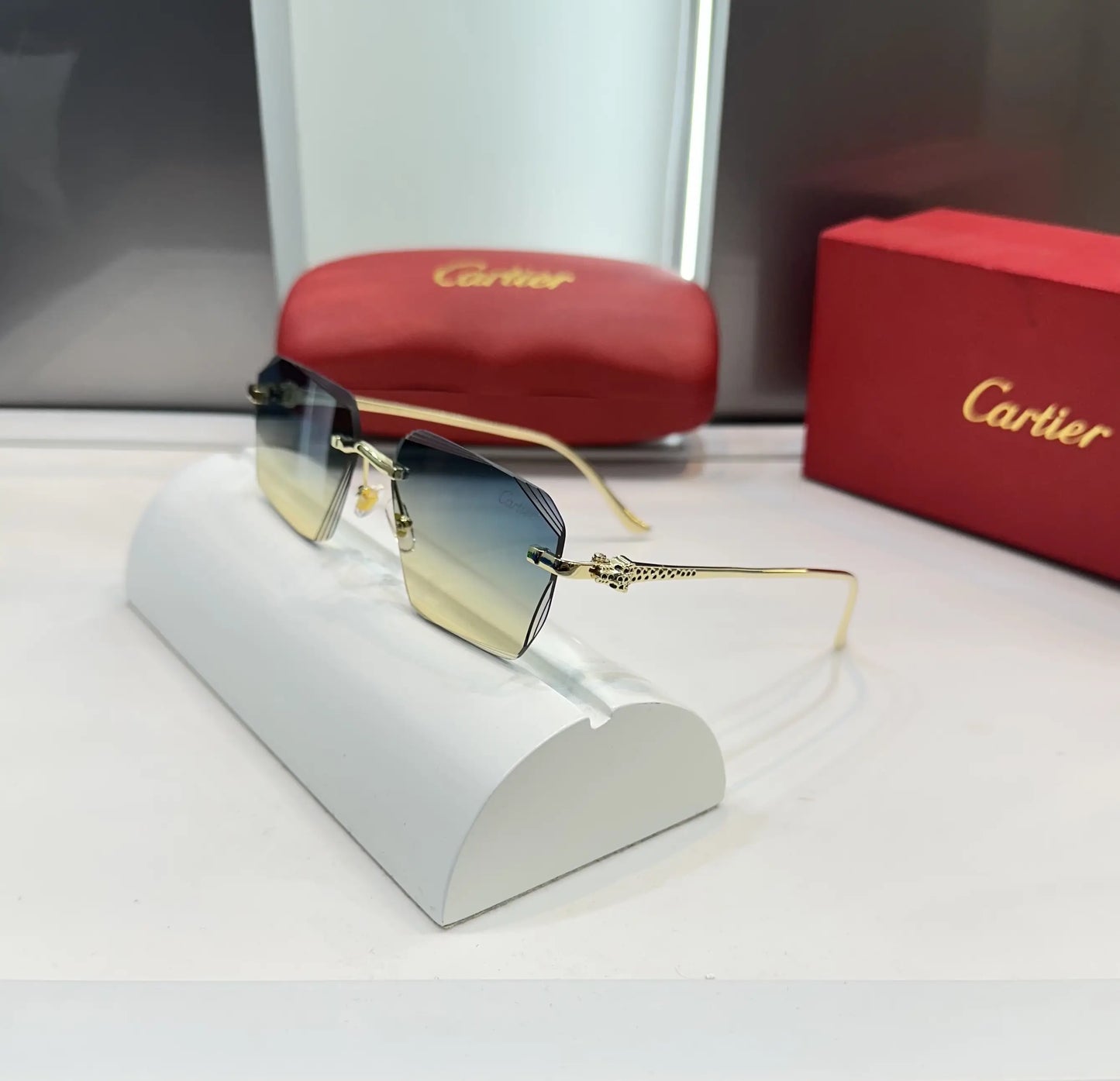 Cartie r Jaguar Gold Multi Premium Shades M33