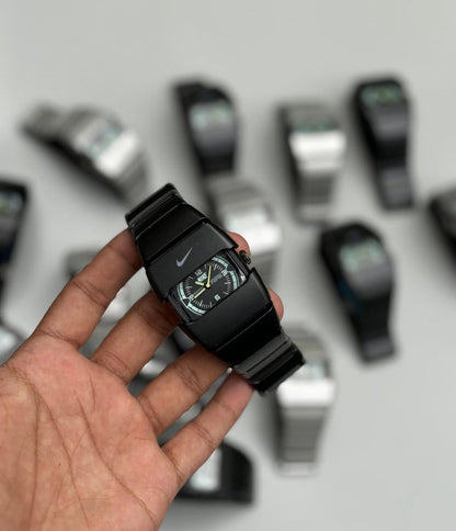 NIK-E PREMIUM CHAIN WATCH