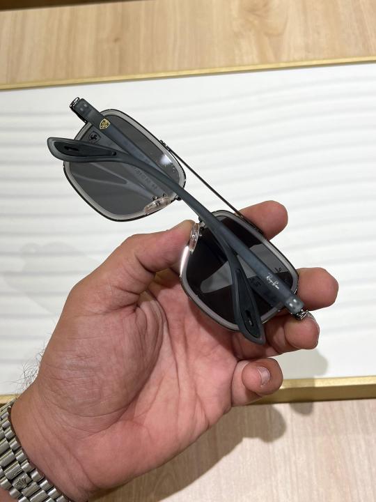 RAY-BAN FERARI EDITION GREY BLACK SHADES
