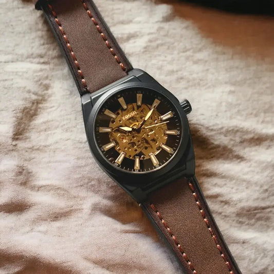 FOSSIL EVERETT LEATHER (EXCLUSIVE OFFER)