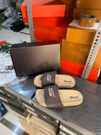 Sketchers hyper burst Flip-Flops For Men