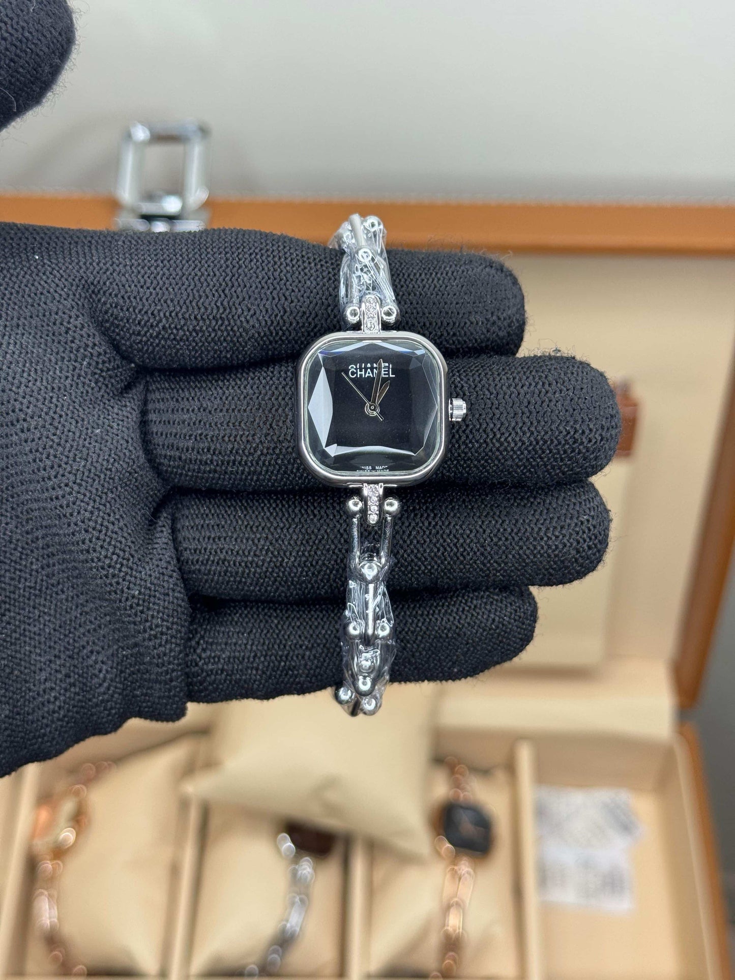 Chane L Silver Black Designer Premium Watch