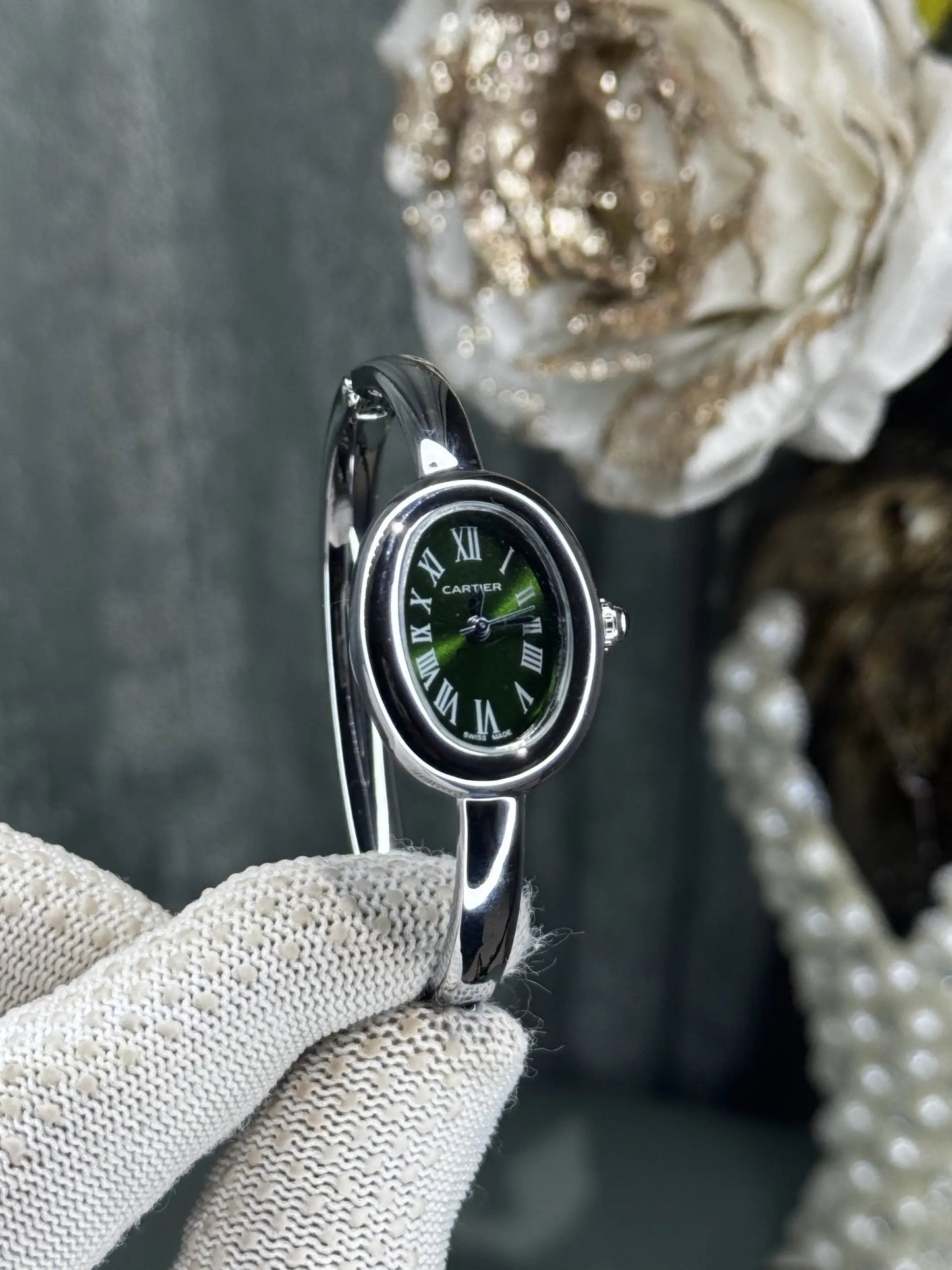Cartie r Bangle Silver Green Premium Watch