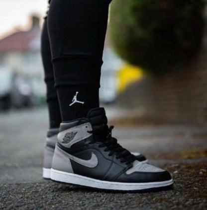 JORDA_N RETRO 1 HIGH SHADOW GREY BLACK