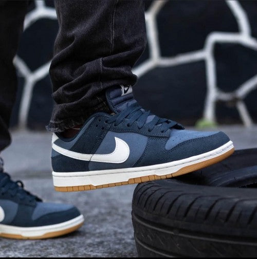 NIK_E SB DUNK LOW MONSOON BLUE