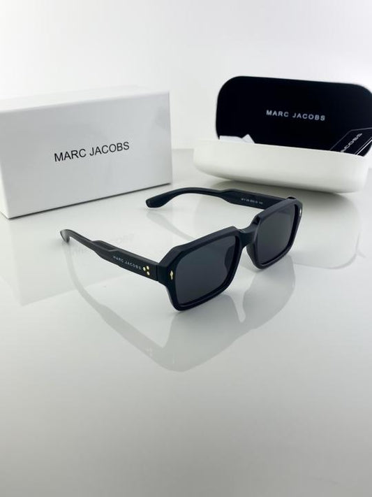 MAR_C JACOBS BLACK 11-29